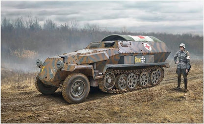 Italeri 7077S 1:72 Sd.Kfz. 251/8 Ambulance, Faithful Replica, Model Making, Crafts, Hobbies, Gluing, Plastic kit, Assembly