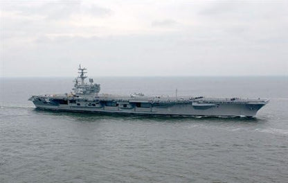 Italeri 510005533 1:720 USS. Ronald Reagan CV-76