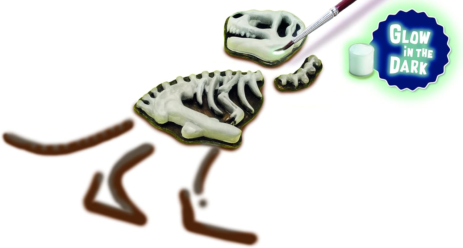 Casting and painting - T-Rex with skeleton