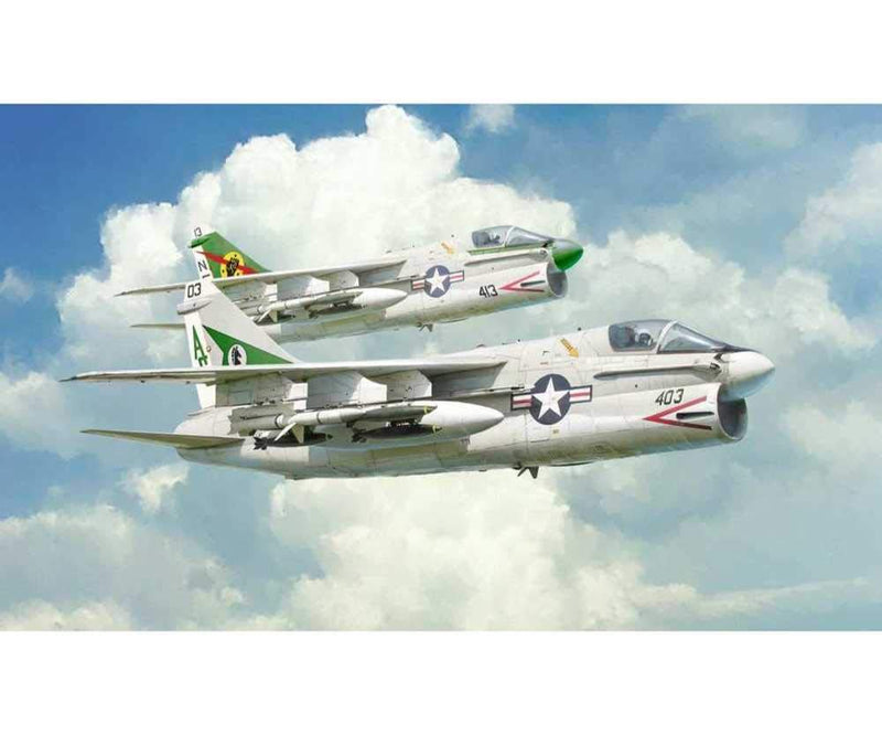 Italeri-A-7E Corsair II Corsario Azul Marino Modelo de plástico para ensamblar, Color Gris, Medium (IT1411