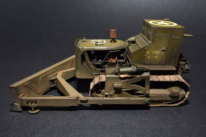 MiniArt 1:35 Scale US Armoured Bulldozer Building kit (Multi-Colour