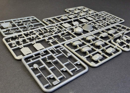 Miniart MIN35593 Plastic Model kit, Various