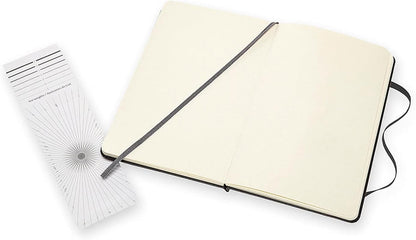 Moleskine Medium Size 11.5 x 18 cm Art Sketchbook, Sketchbook for Drawings, Paper Suitable for Pencils, Pastels, Fountain Pens and Markers, Hard Cover, Colour Black, 88 Pages