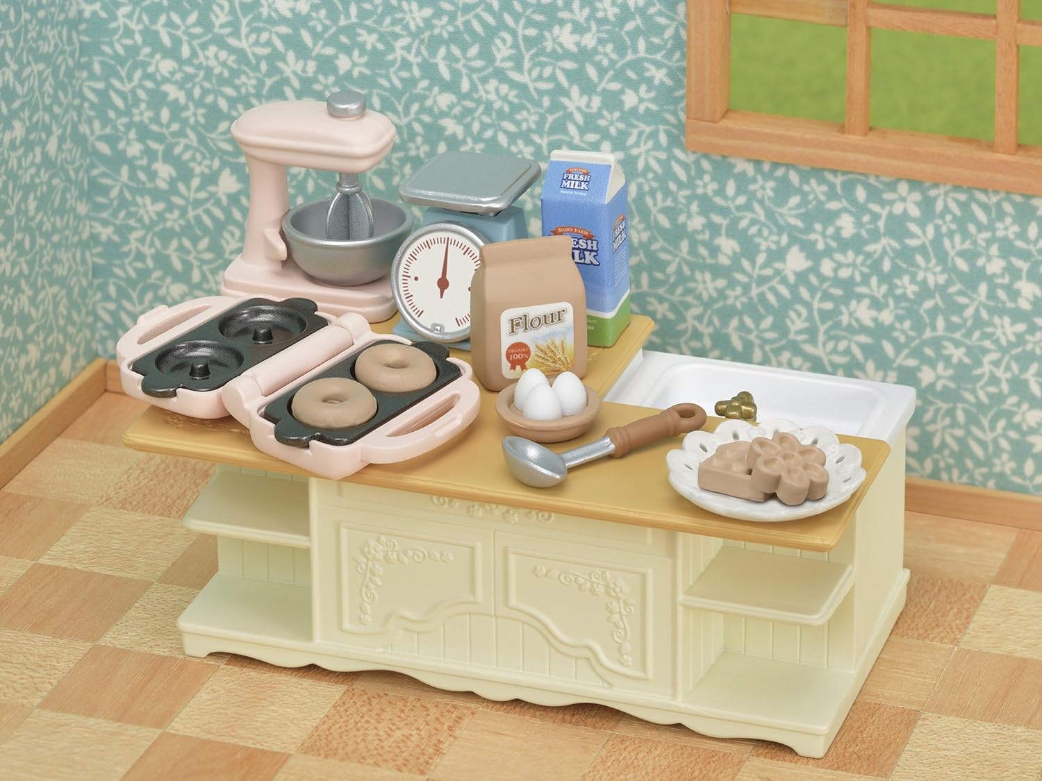Sylvanian Families 5442 Kitchen Island Playset