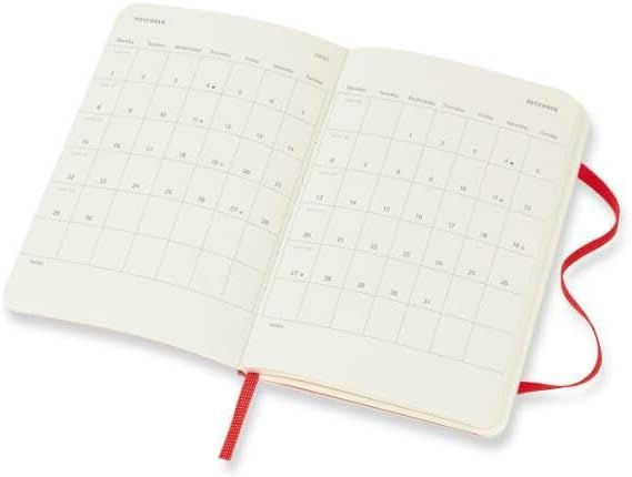 Moleskine Weekly Planner 2021, 12-Month Weekly Diary, Weekly Planner and Notebook, Soft Cover, Pocket Size 9 x 14 cm, Colour Scarlet Red, 144 Pages