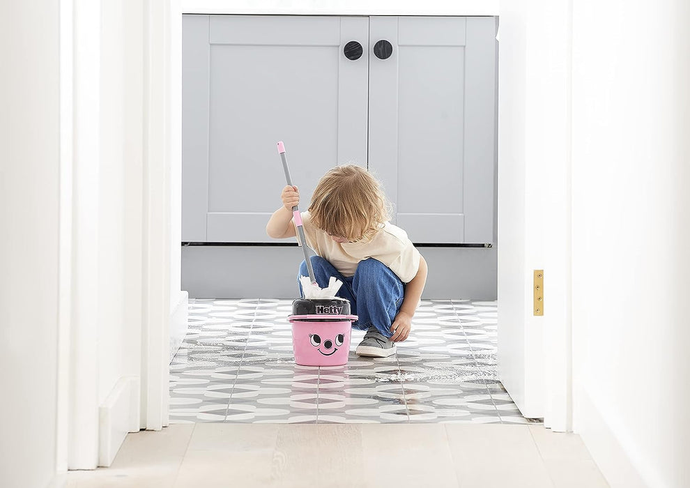 Casdon Hetty Mop & Bucket | Branded Toy Cleaning Set For Children Aged 3+ | Features Hetty’s Cute Face For Lots Of Cleaning Fun!, Pink, 15 x 19.1 x 17.9 cm