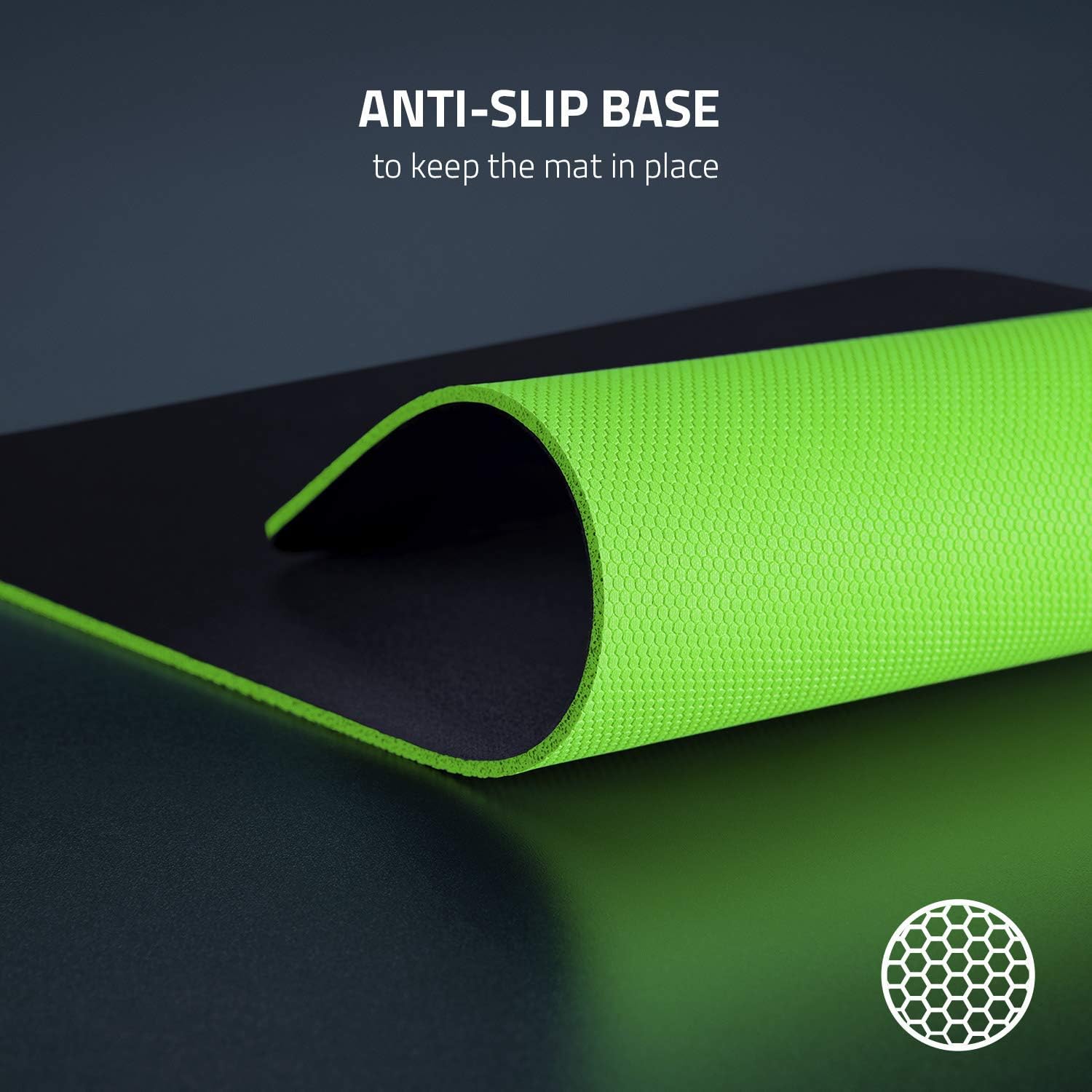 Razer Gigantus V2 Medium - Soft Medium Gaming Mouse Mat for Speed and Control (Non-Slip Rubber, Textured Micro-Weave Cloth, 36 x 27 x 0.3cm) Black