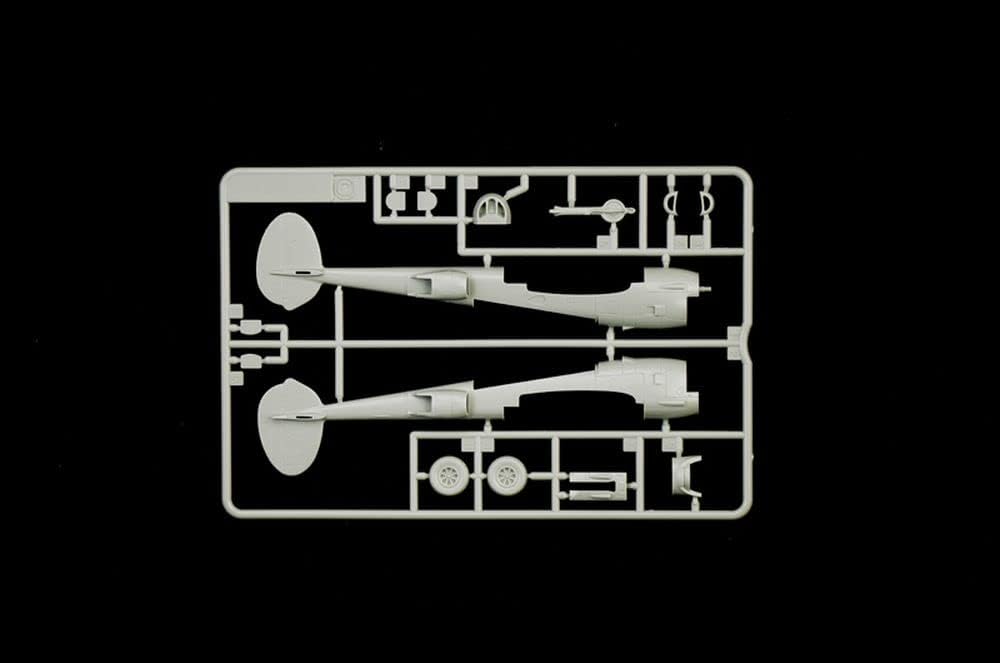 Italeri 1446S 1:72 US P-38J Lightning, Building, Standing Model Making, Crafts, Hobby, Gluing, Plastic Construction Kit, True to Detail