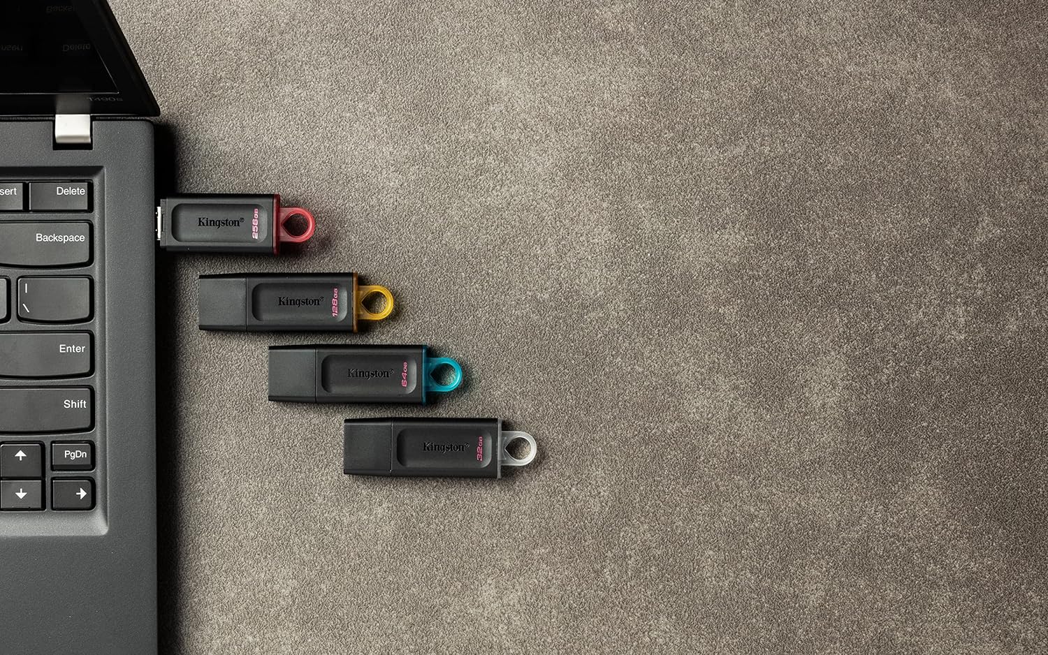 Kingston DataTraveler Exodia DTX/64GB Flash Drive USB 3.2 Gen 1 - with Protective Cap and Keyring in Multiple Colours