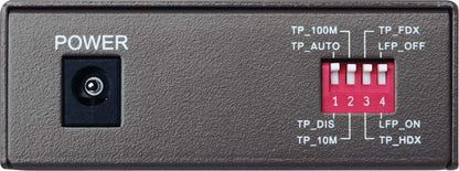 TP-Link 10/100 Mbps WDM Media Converter, Complies with 802.3u 10/100Base-TX, 100Base-FX Standards Extends Fiber Distance Up to 20 km (MC112CS