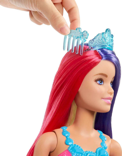 Barbie-Prinzessin Dreamtopia-Puppe mit rosa, lila und blondem Haar, Prinzessinnenrock, blauer Krone und Glitzertop, Bürste und Stylingzubehör, inkl. Barbie-Puppe, Geschenk für Kinder ab 3 Jahren.
