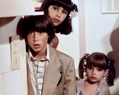 Der unheimliche Fremde (Attention, les enfants regardent) / Spannender Psychothriller mit Alain Delon (Pidax Film-Klassiker
