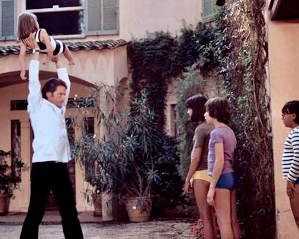 Der unheimliche Fremde (Attention, les enfants regardent) / Spannender Psychothriller mit Alain Delon (Pidax Film-Klassiker