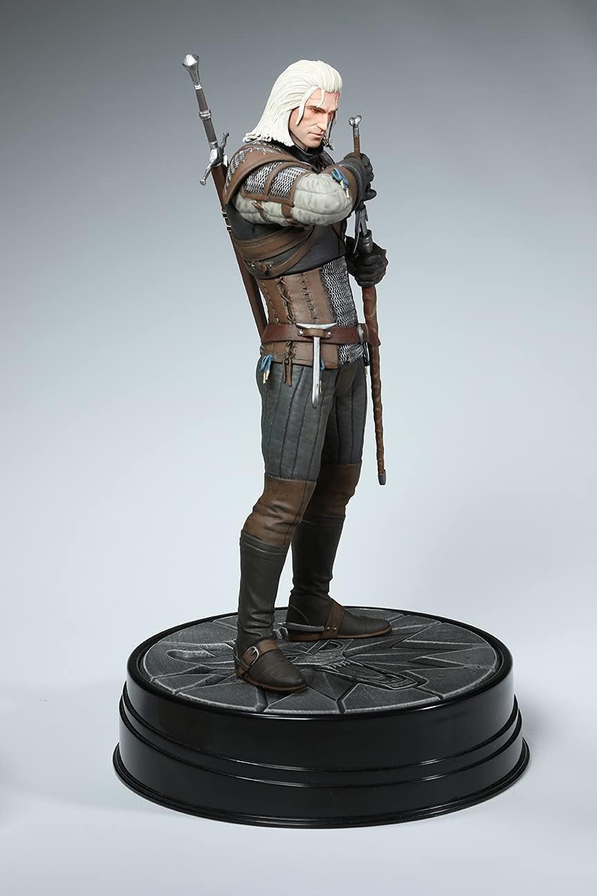 WITCHER AUG200446 Dark Horse 3: Wild Hunt-Heart of Stone Geralt Deluxe Statue Figure, Multi