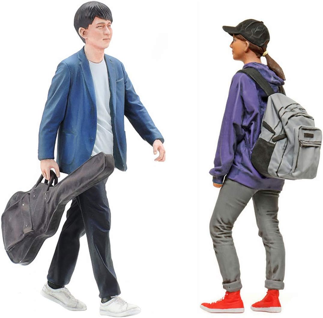 Tamiya- People Personas 1:24 Scale Figure Set Campus Friends II-Model, Plastic, Assembly Kit, Detailed Reproduction, Unpainted, Multicolor (24356