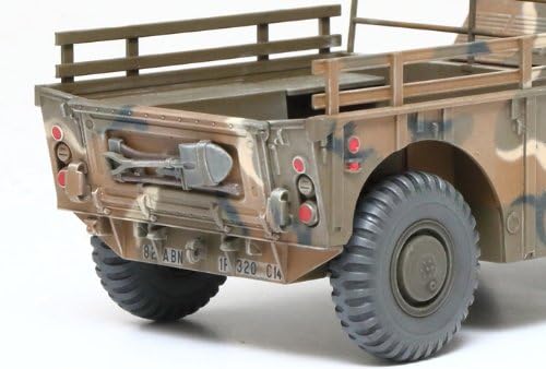 TAMIYA - Maqueta de Coche Escala 1:35 (35330