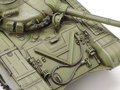 TAMIYA 300035160 – 1: 35 Russian battle tank T72 M1.