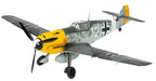 TAMIYA 300061063 – 1: 48 WWII Model Set Messerschmitt BF109E-4/7 Trop