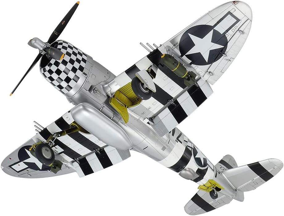 Tamiya 300061090-1:48 WWII US Republic P-47D Thunderbolt Razorback