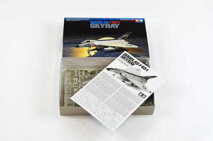 Tamiya 1/72 War Bird Collection WB-41 Sukairei
