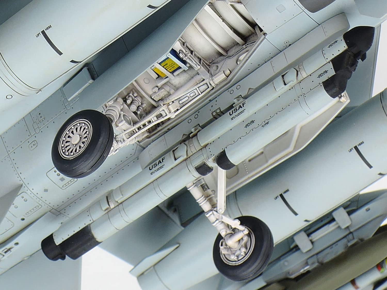 Tamiya- Lockheed F-16C Falcon (-) (-) Kit de Modelo, Color Negro, Small (61101