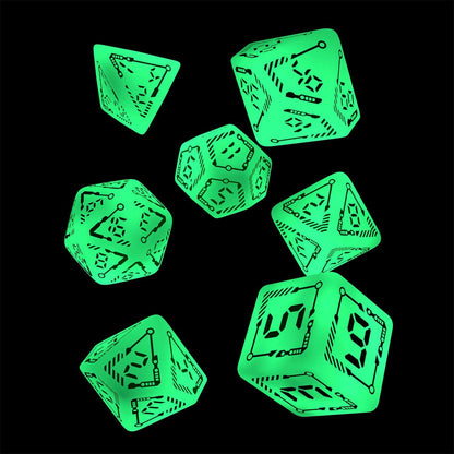 Q-Workshop Digital Glowing Dice Set Radiant & Green (SDGT3NQWS)