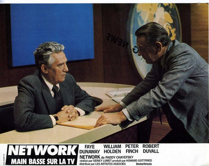 Network, Main Basse sur la TV