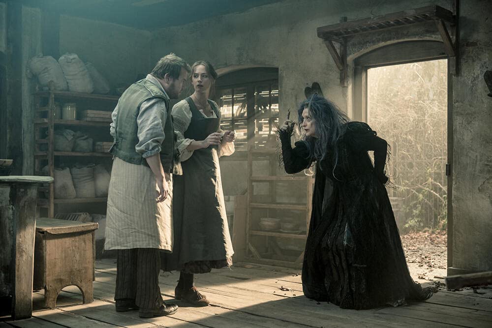 Into the woods : promenons-nous dans les bois