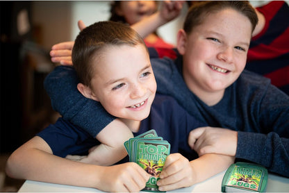 Top Trumps Bugs Classic Card Game, learn facts about the Black Widow, furry Tarantula, Praying Mantis and the Ladybird in this educational packed game, gift and toy for boys and girls aged 6 plus Bugs