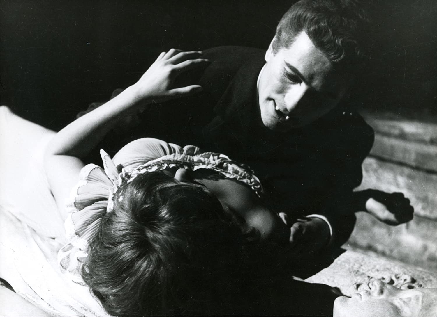 Des filles pour un vampire