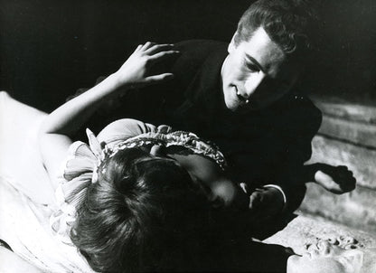 Des filles pour un vampire
