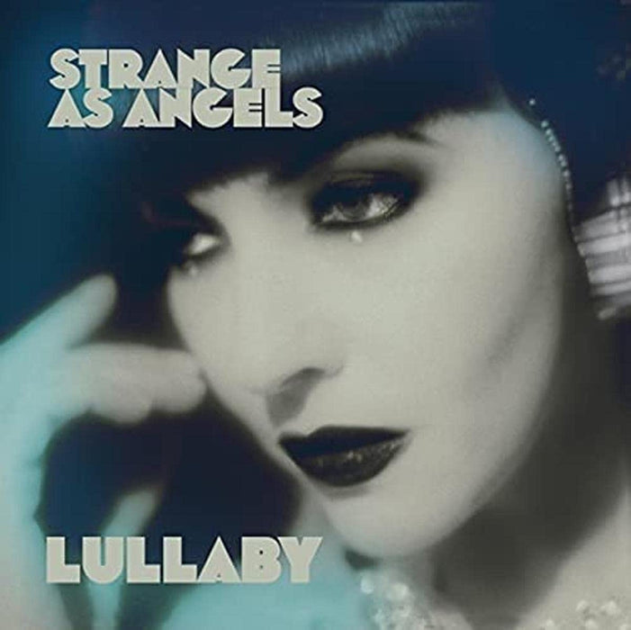 LULLABY & DRESSING UP