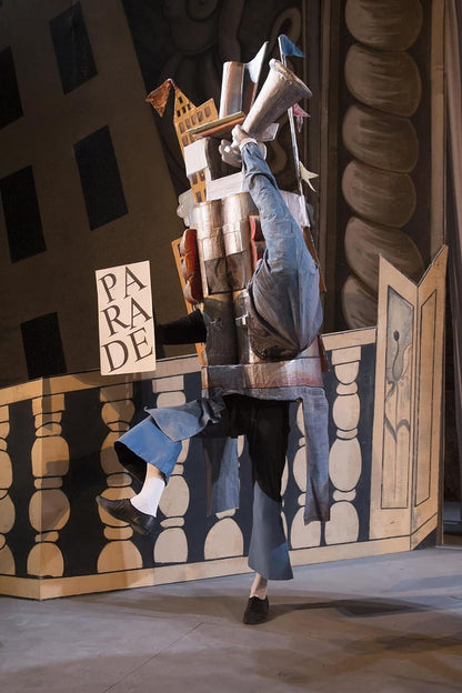 Pablo Picasso at Pompeii - Music by Satie: Parade, Stravinsky: Pulcinella - Corps de Ballet of the Teatro dell’Opera di Roma. Region 0