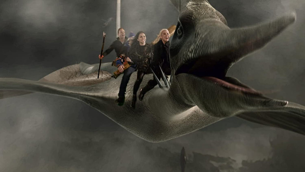 The Last Sharknado: It's About Time (Steelbook Edition) (Blu-Ray & DVD Combo)