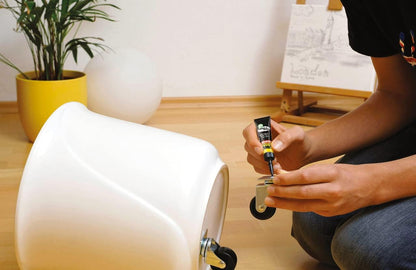 UHU Alleskleber SUPER Tube – Super starker und super schneller Universalkleber – Nachkorrigierbar – 1 x 7 g