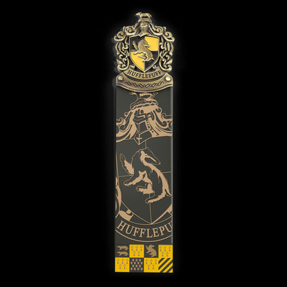 Hufflepuff Crest Bookmark by The Noble Collection - Harry Potter Bookmark with Hand Enamelled Diecast Metal Crest - Officially Licensed Harry Potter Movie Gifts