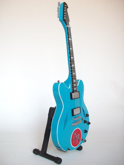 Mini guitar collection natural wood - Foo Fighters - Dave Grohl