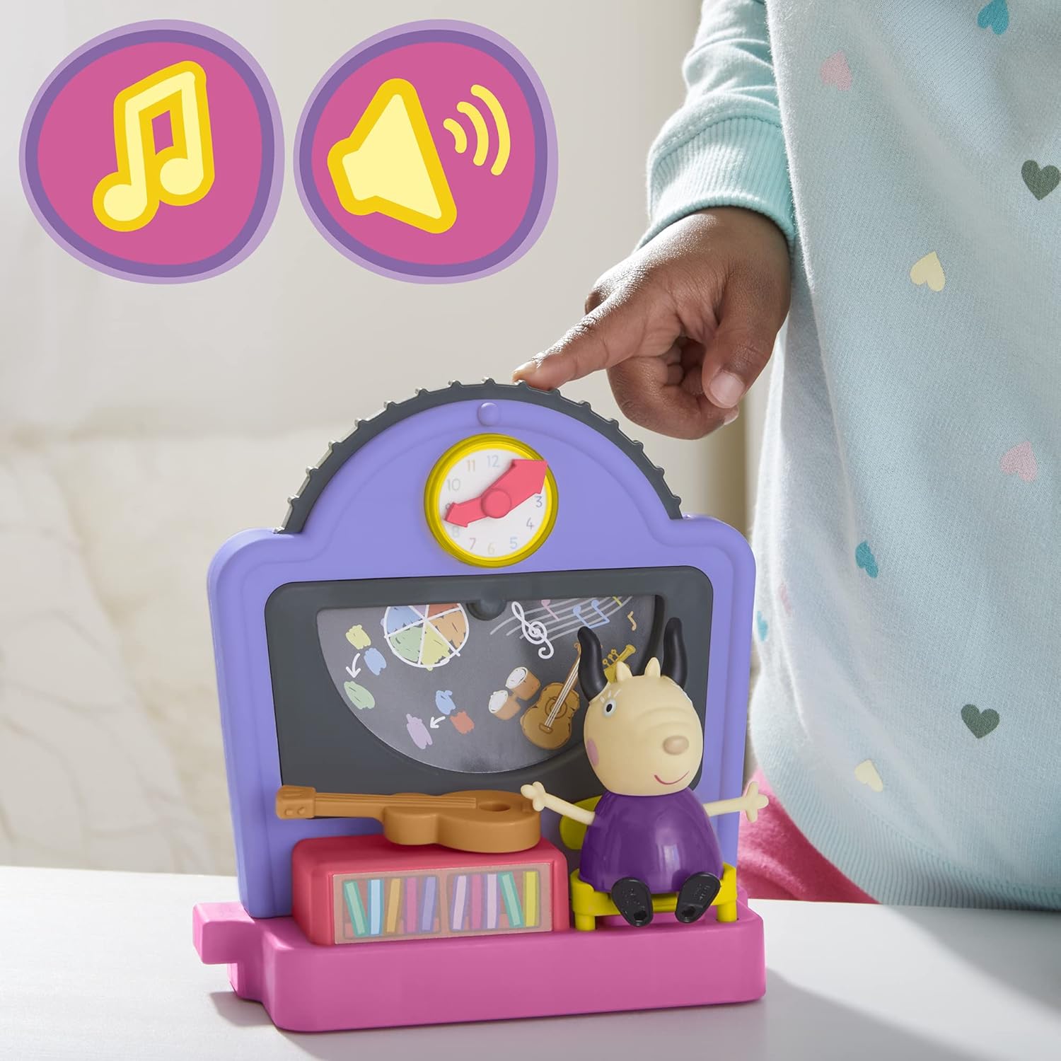Peppa Pig Peppa’s Adventures Peppa's School Playgroup Preschool Toy, with Speech and Sounds, for Ages 3 and Up