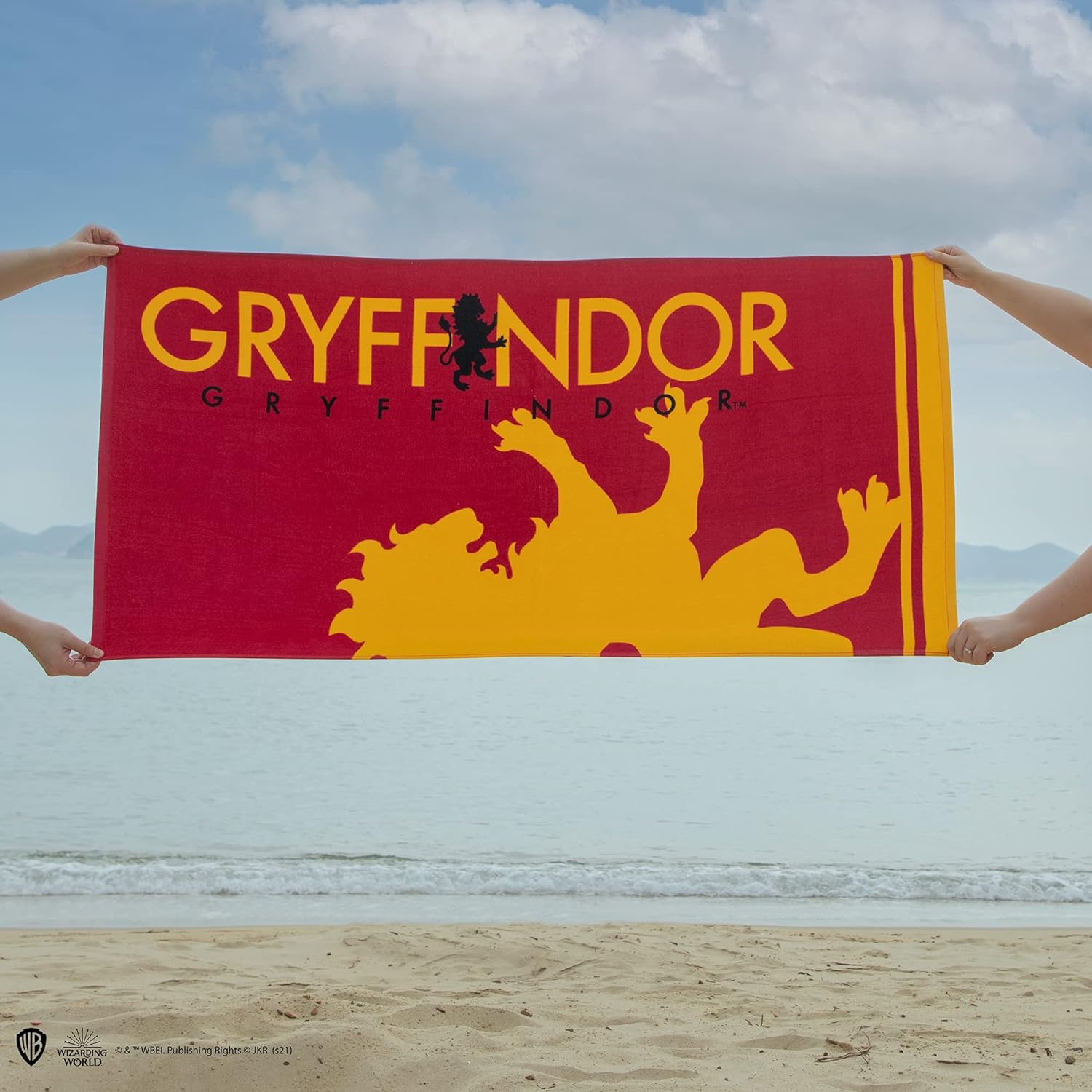 Cinereplicas Harry Potter - Beach Towel Gryffindor - Official License