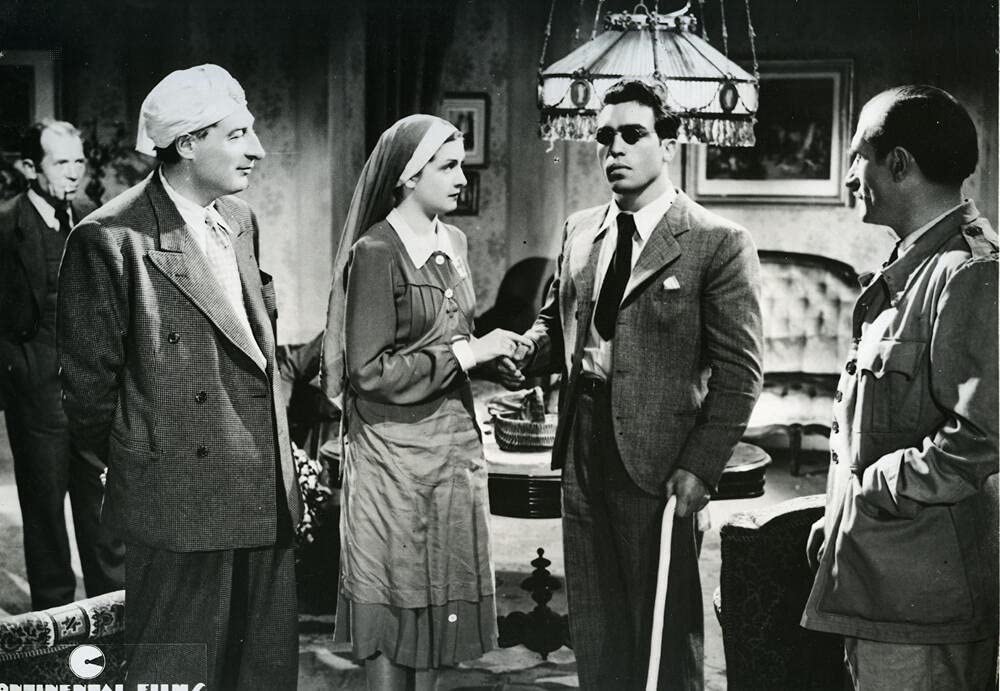 The Murderer Lives at Number 21 (1942) ( L'assassin habite... au 21 ) ( The Murderer Lives at Number Twenty One )