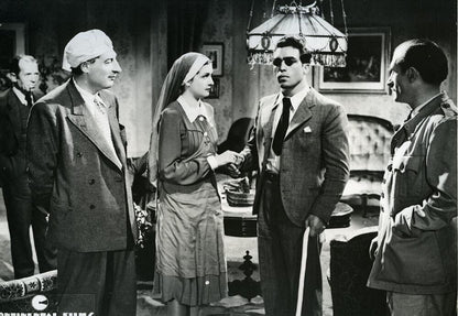 The Murderer Lives at Number 21 (1942) ( L'assassin habite... au 21 ) ( The Murderer Lives at Number Twenty One )