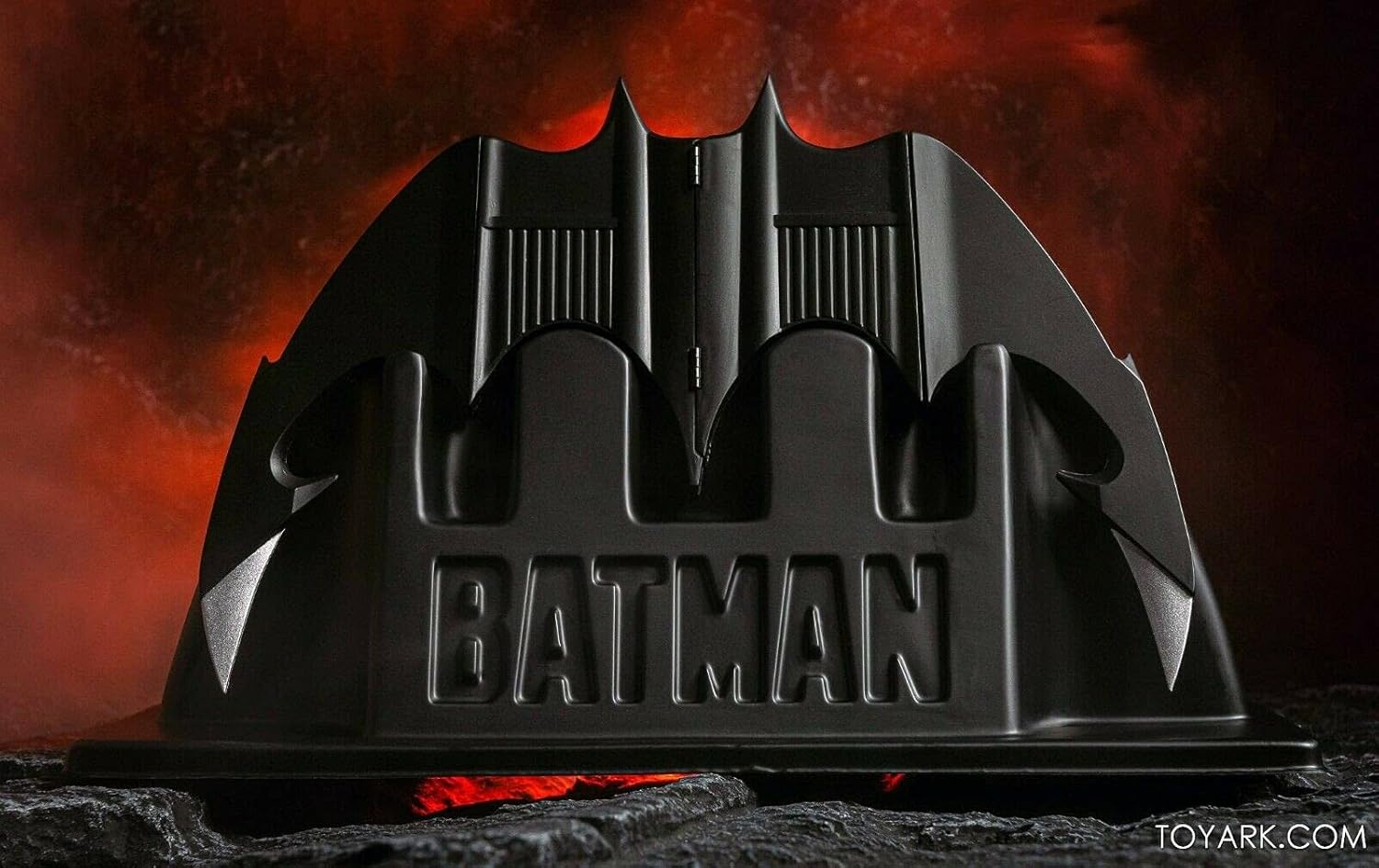 NECA Batarang Foldable Weapon 1:1, Black