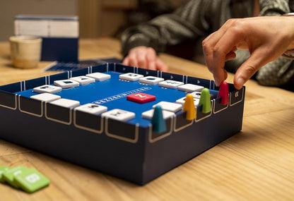 Bezzerwizzer, Board Game, Ages 14+, 2 to 12 Players, 45 Minutes Playing Time, UK Edition