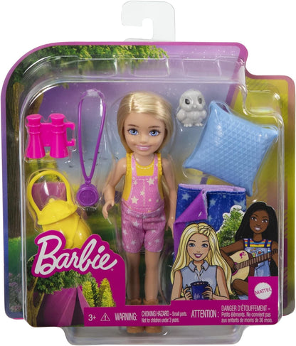 Barbie ¡Vamos de Camping! Chelsea Muñeca Rubia con Accesorios de Juguete, Regalo para niñas y niños +3 años (Mattel HDF77