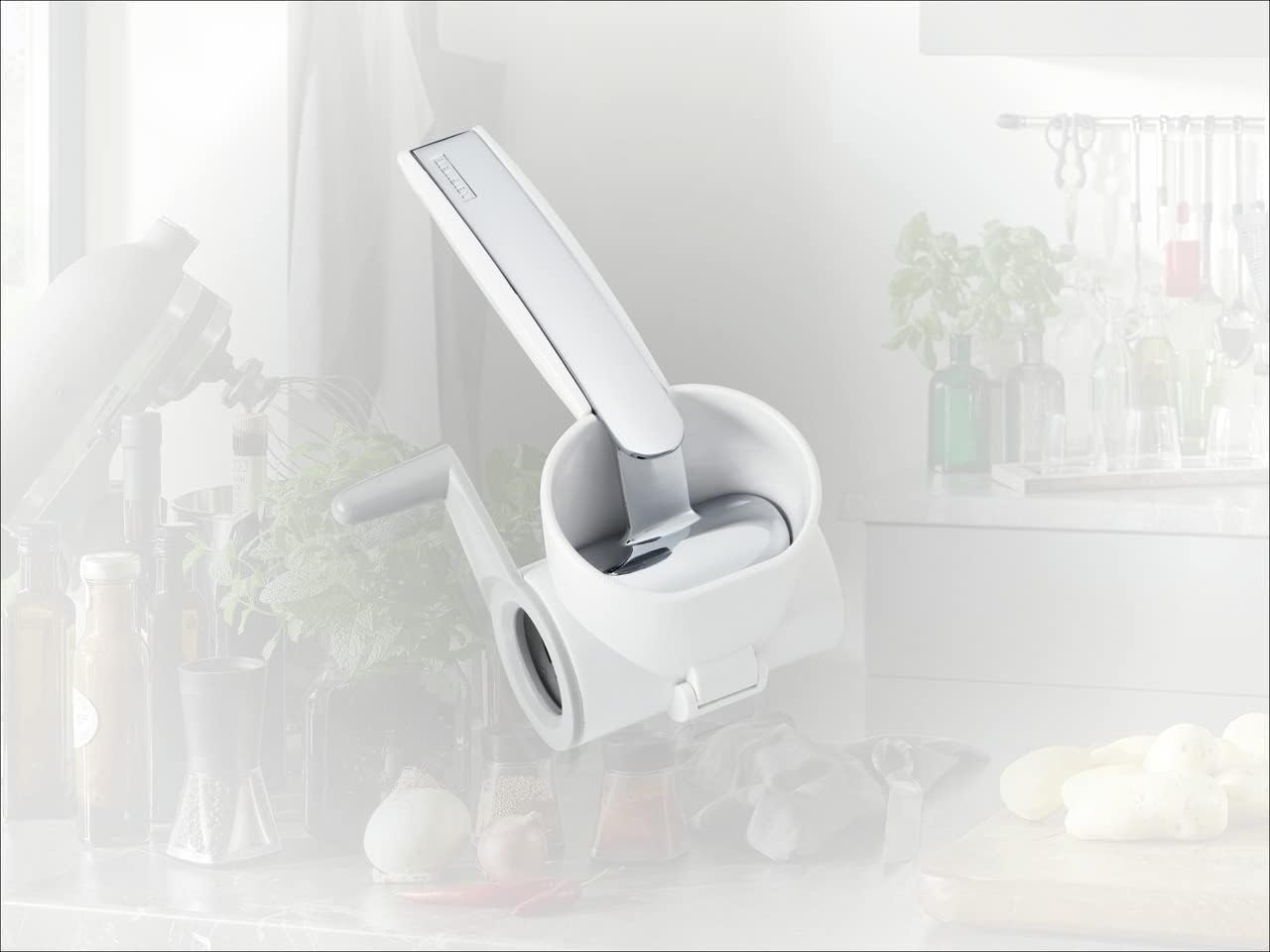 Leifheit 03148 Cheese Mill, White