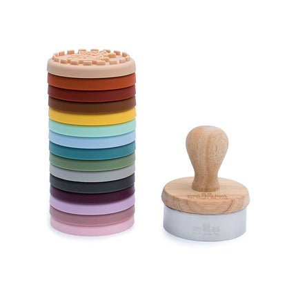 We Might Be Tiny - Stamp set - 15 motifs + stamp