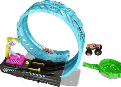 Hot Wheels Monster Trucks Glow in the Dark Epic Loop Challenge Playset with Launcher, Ramp & Giant Loop, Includes 1 1:64 Scale Die-Cast Truck & 1 Car, Toy Gift for Kids 4+, HBN02