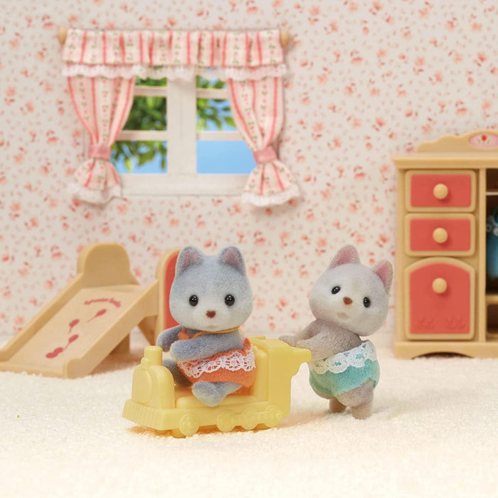 Sylvanian Families Husky Twins,Multicolor,3.7 x 2.3 x 3.4 cm