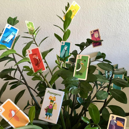 Helvetiq | Papageno | Card Game | Ages 6+ | 2-5 Players | 15 Minutes Playing Time