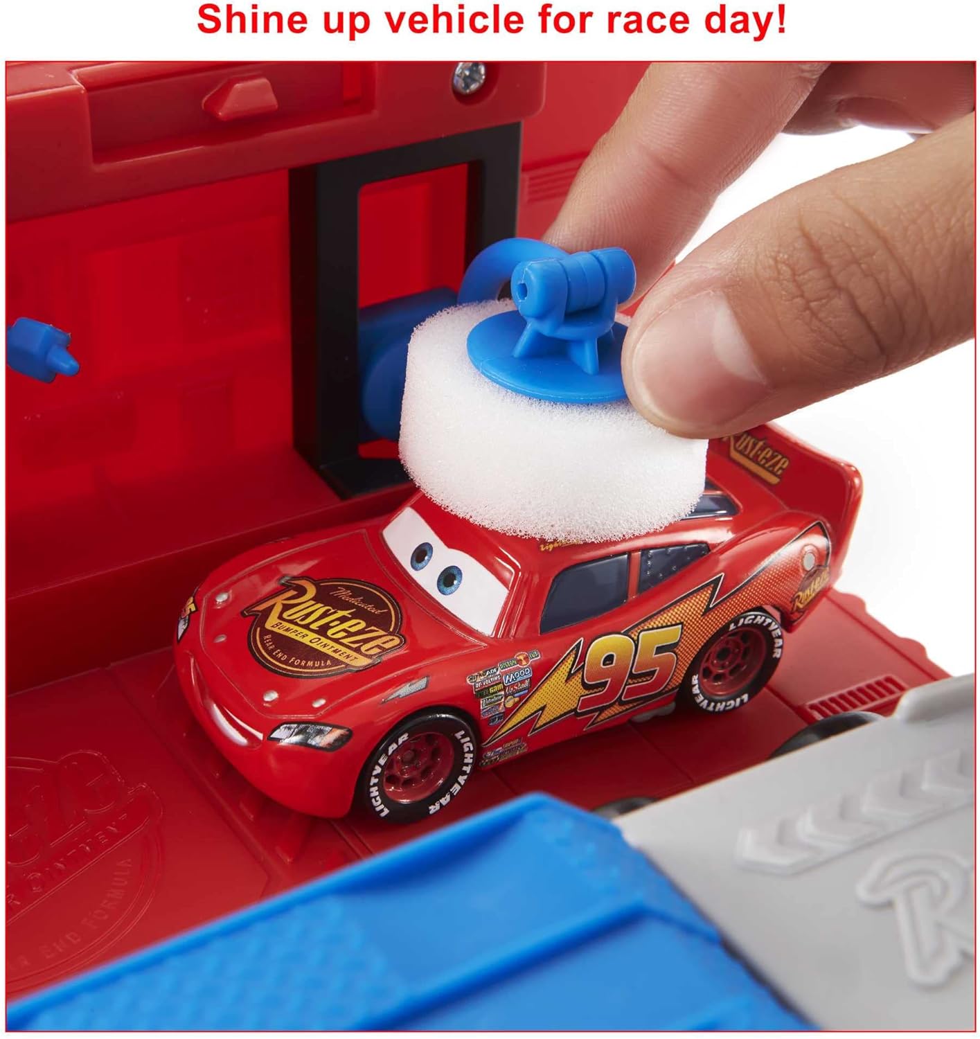 Mattel Cars Camión Mack convertible Pista para coches de juguete con lanzadores, regalo para niños +3 años (HDC75